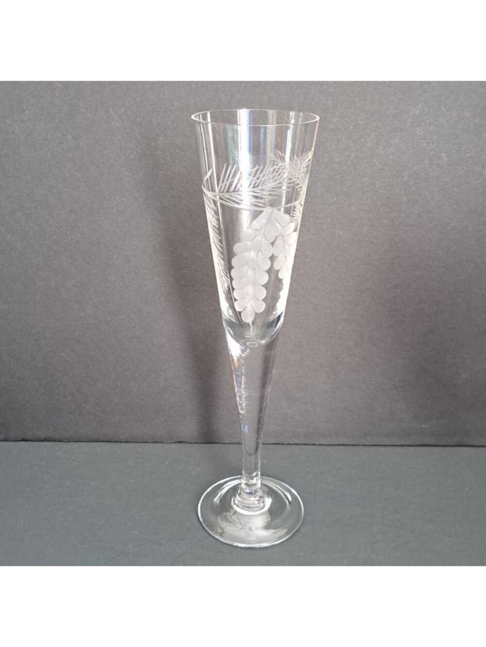 Etched Pinecone Champagne Flute 9.5" Tall Winter Holiday Stemware Elegant Glass